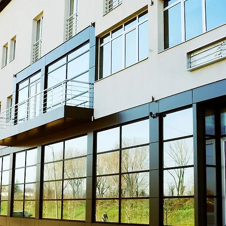 Garni Crystal Ice 3*