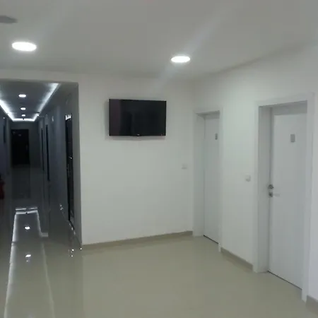 Garni Crystal Ice 3* Ni